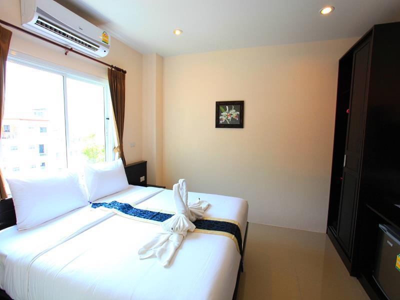 88 Hotel Patong Exterior photo