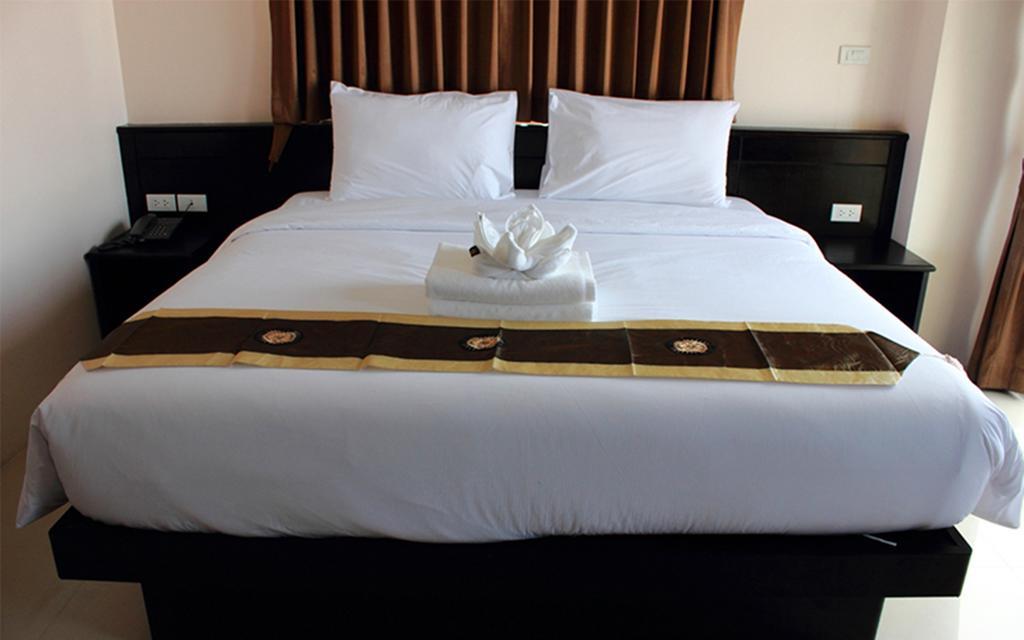 88 Hotel Patong Room photo
