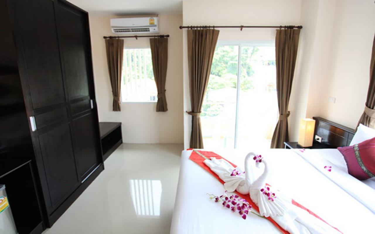 88 Hotel Patong Exterior photo